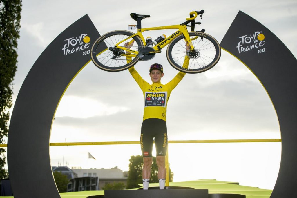 Jonas Wins Tour France