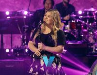 Kelly Clarkson returns to the Las Vegas Strip