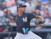 VGB Ride Luis Gil And The Yankees Over The Twins